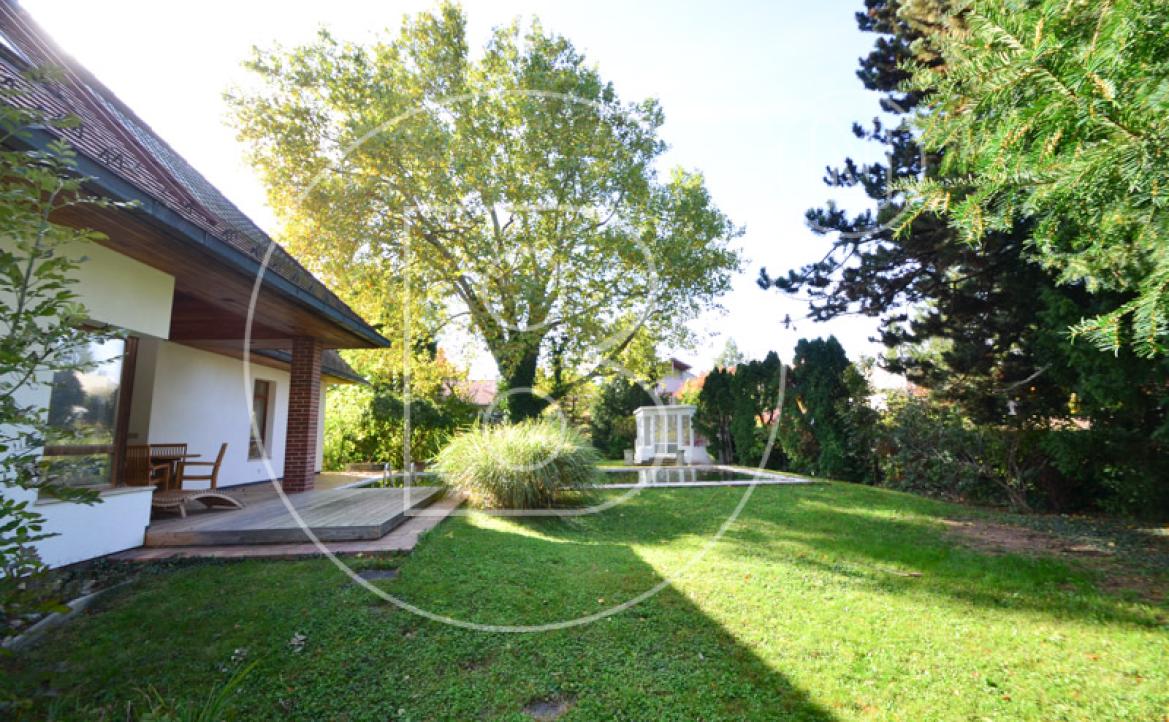 <p>Phänomenaler ebener Villenbaugrund in zentraler Grünruhelage - zwei Bauflächen!</p> - 12