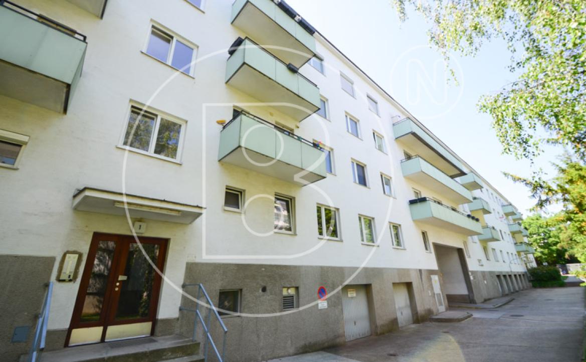 <p>Renovierungsbedürftige 3-Zimmer-Balkon-Wohnung!</p> - 4