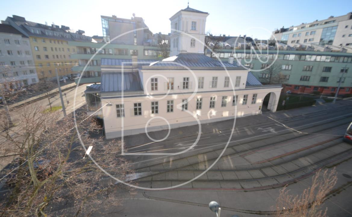 <p>Renovierungsbedürftige 3-Zimmer-Balkon-Wohnung!</p> - 9