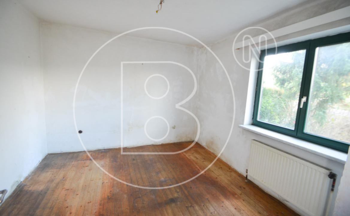 <p>Sanierungsbedürftiges Einfamilienhaus beim Riederberg!</p> - 13