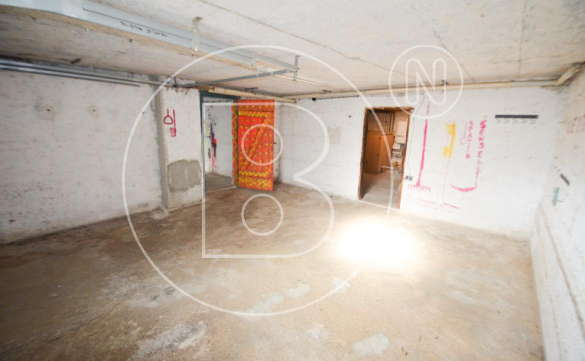 <p>Sanierungsbedürftiges Einfamilienhaus beim Riederberg!</p> - 32