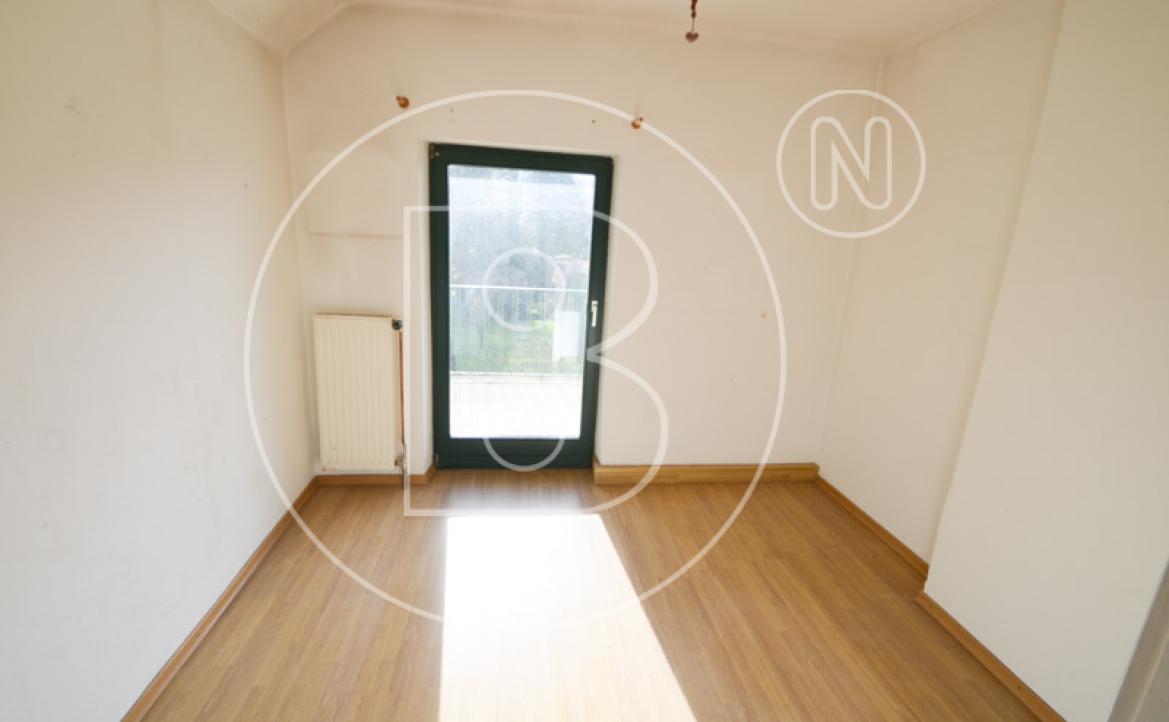 <p>Sanierungsbedürftiges Einfamilienhaus beim Riederberg!</p> - 17