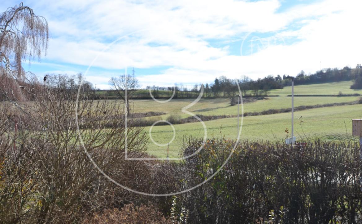 <p>Charmantes, renovierungsbedürftiges Einfamilienhaus in schöner Umgebung!</p> - 6