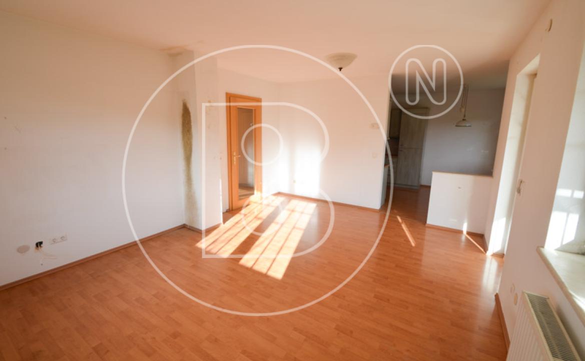 <p>Charmantes, renovierungsbedürftiges Einfamilienhaus in schöner Umgebung!</p> - 15