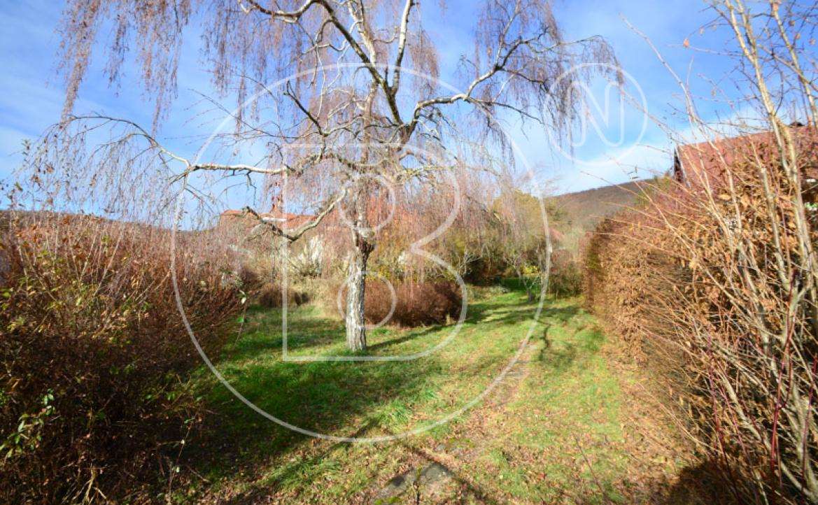 <p>Charmantes, renovierungsbedürftiges Einfamilienhaus in schöner Umgebung!</p> - 8