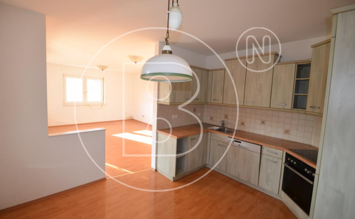 <p>Charmantes, renovierungsbedürftiges Einfamilienhaus in schöner Umgebung!</p> - 18