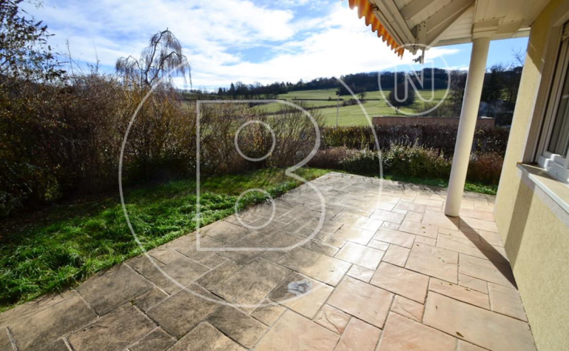 <p>Charmantes, renovierungsbedürftiges Einfamilienhaus in schöner Umgebung!</p> - 13