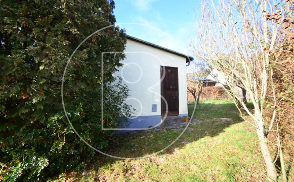 <p>Charmantes, renovierungsbedürftiges Einfamilienhaus in schöner Umgebung!</p> - 41