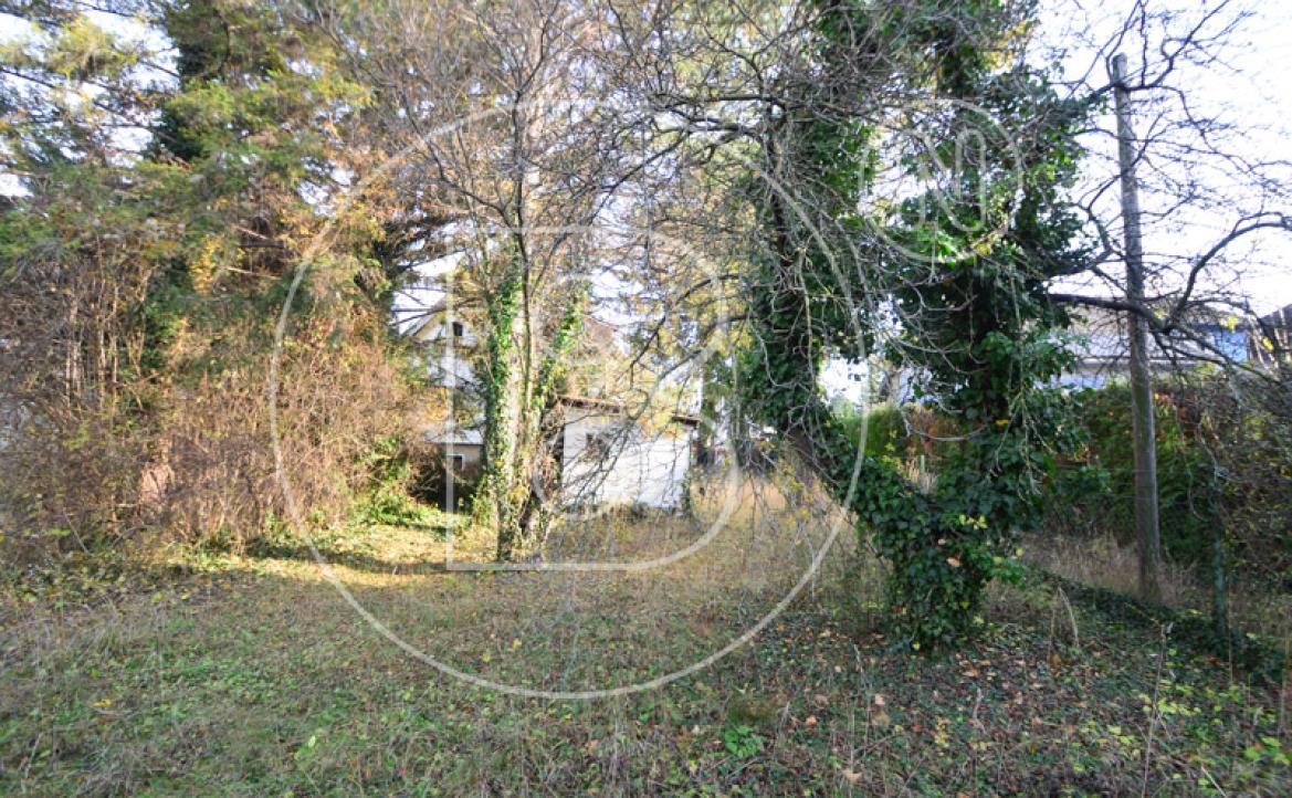 <p>3 nebeneinanderliegende Baugrundstücke mit Altbestandsgebäuden!</p> - 20