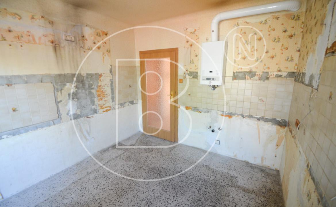 <p>Renovierungsbedürftige 2-Zimmer-Wohnung!</p> - 15