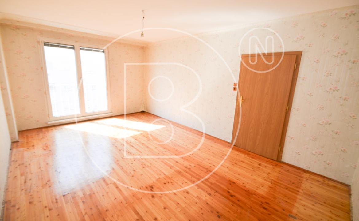 <p>Renovierungsbedürftige 2-Zimmer-Wohnung!</p> - 6