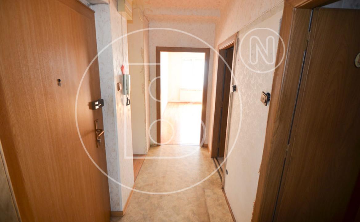 <p>Renovierungsbedürftige 2-Zimmer-Wohnung!</p> - 18