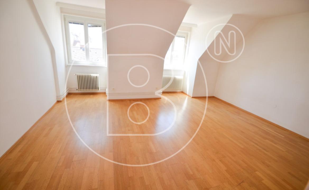 <p>Gepflegtes Wohn- und Geschäftshaus in zentraler Lage mit viel Potential!</p> - 29