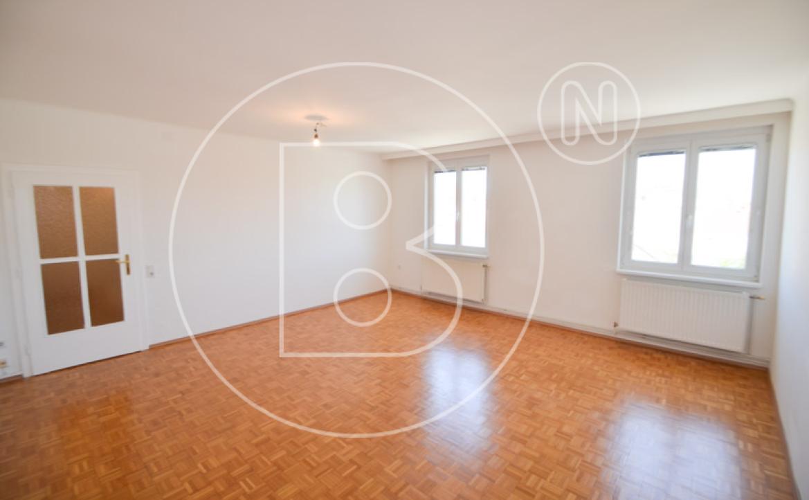 <p>Gepflegtes Wohn- und Geschäftshaus in zentraler Lage mit viel Potential!</p> - 34