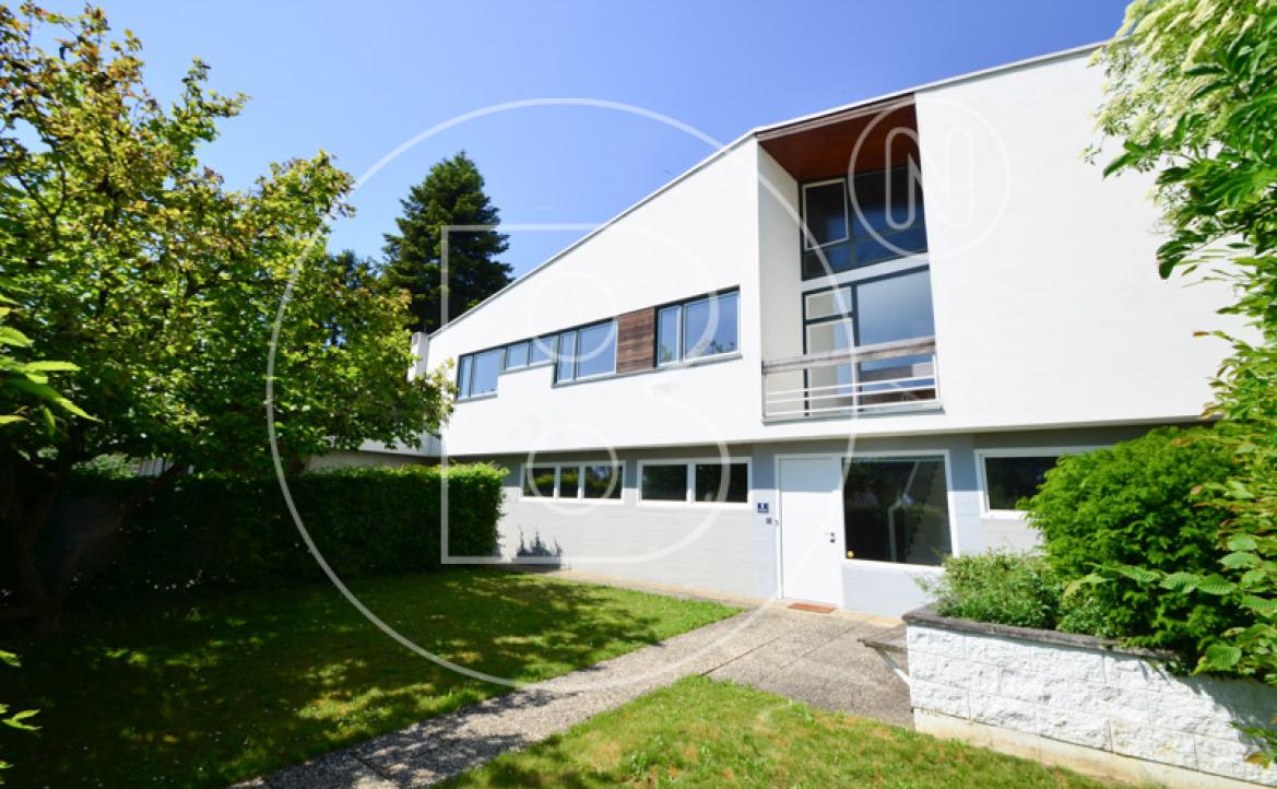 <p>Wohn- und/oder Gewerbeliegenschaft mit dem "gewissen Etwas"!</p> - 1