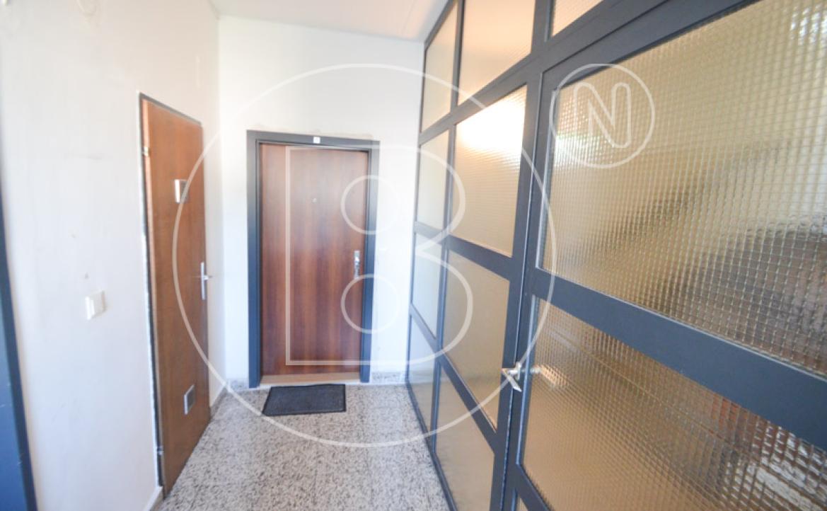<p>Renovierungsbedürftige 3-Zimmer-Loggia-Wohnung in guter Lage!</p> - 22