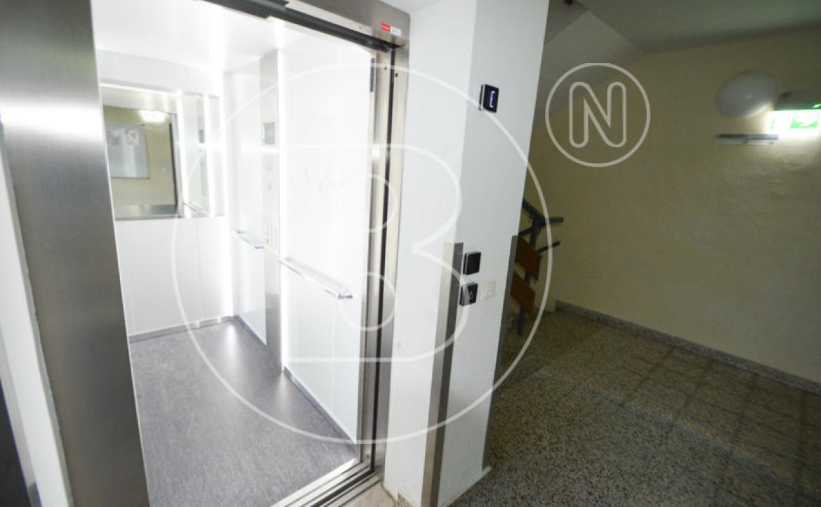 <p>Renovierungsbedürftige 3-Zimmer-Loggia-Wohnung in guter Lage!</p> - 29