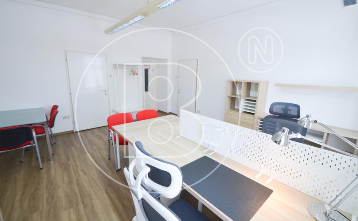 <p>Gepflegtes Zinshaus mit gemischter Nutzung in bester Ortskernlage!</p> - 27