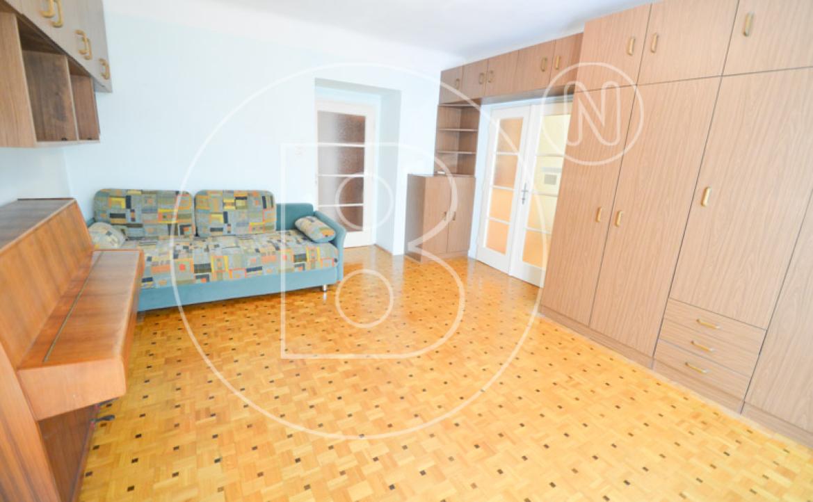 <p>Renovierungsbedürftige 3-Zimmer-Erdgeschossswohnung in guter Lage!</p> - 13
