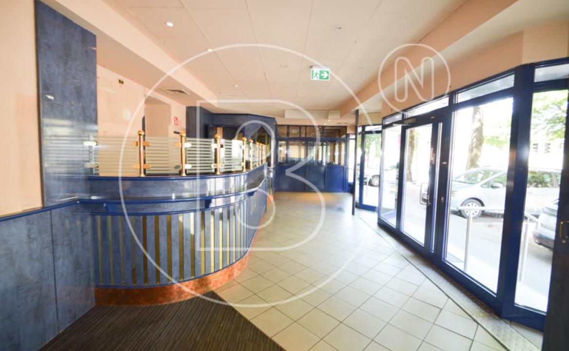 <p>Geschäftslokal mit großem Lager in guter Lage!</p> - 7