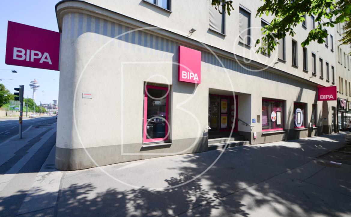 <p>Geschäftslokal mit großem Lager in guter Lage!</p> - 35