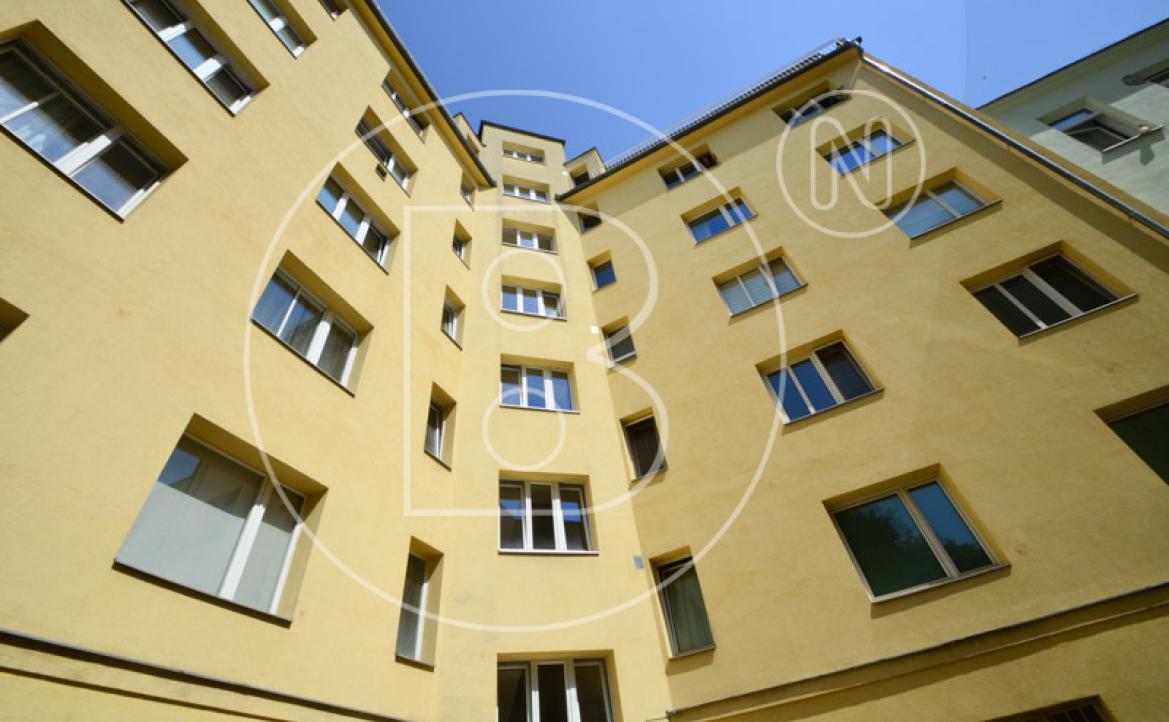 <p>Geschäftslokal mit großem Lager in guter Lage!</p> - 28