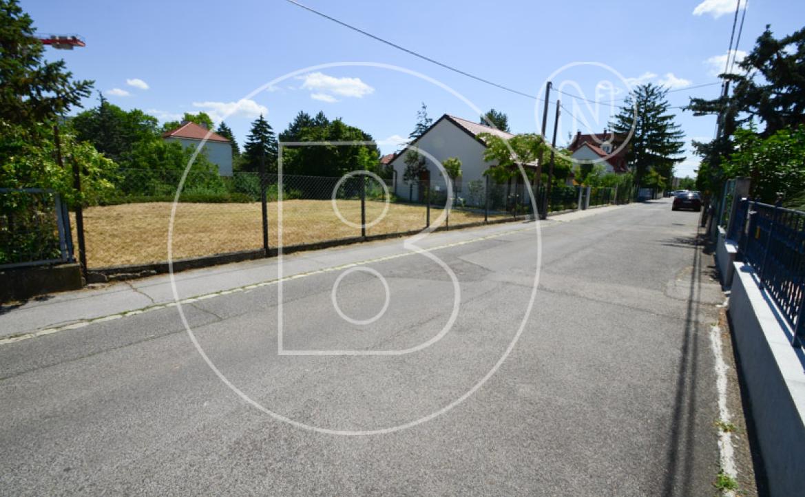 <p>Zwei Baugrundstücke mit Altgebäuden in nachgefragter Lage!</p> - 19