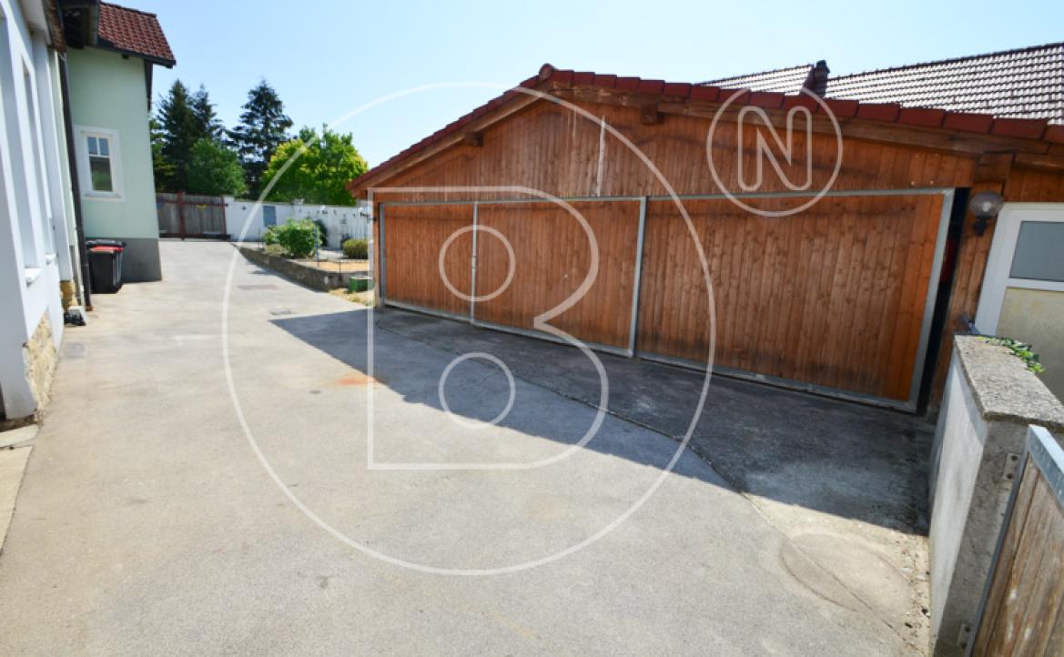 <p>Modernes Einfamilienhaus mit großzügiger Lagerhalle/Werkstatt in zentraler Lage!</p> - 11