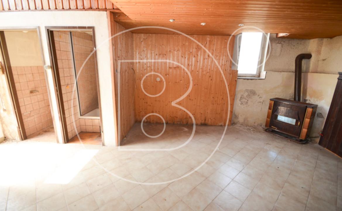 <p>Modernes Einfamilienhaus mit großzügiger Lagerhalle/Werkstatt in zentraler Lage!</p> - 41