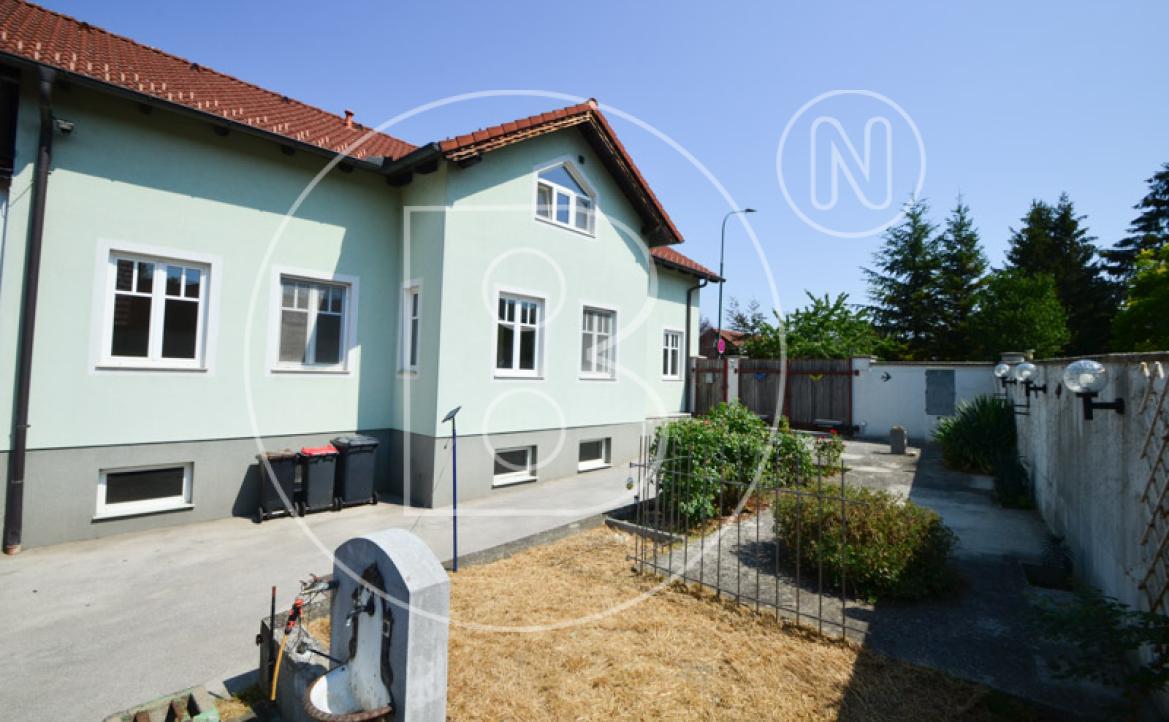 <p>Modernes Einfamilienhaus mit großzügiger Lagerhalle/Werkstatt in zentraler Lage!</p> - 2