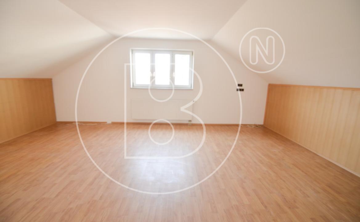 <p>Modernes Einfamilienhaus mit großzügiger Lagerhalle/Werkstatt in zentraler Lage!</p> - 26