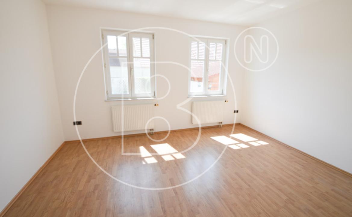 <p>Modernes Einfamilienhaus mit großzügiger Lagerhalle/Werkstatt in zentraler Lage!</p> - 21