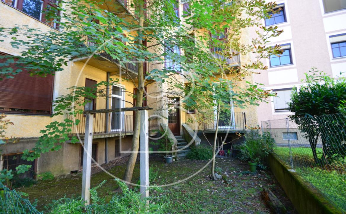 <p>Prächtiges Eckzinshaus in phantastischer Lage mit viel Entwicklungspotential!</p> - 7