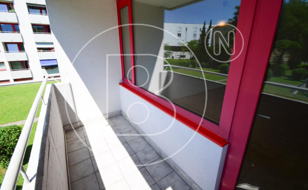 <p>3-Zimmer-Loggia-Wohnung mit Garagenplatz in zentraler Grünruhelage!</p> - 9
