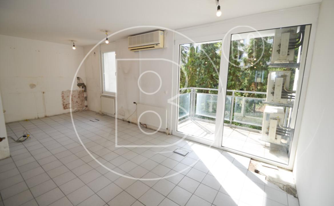<p>140 m² Büro/Ordination inklusive 3 Garagenplätze in Döblinger Bestlage!</p> - 16