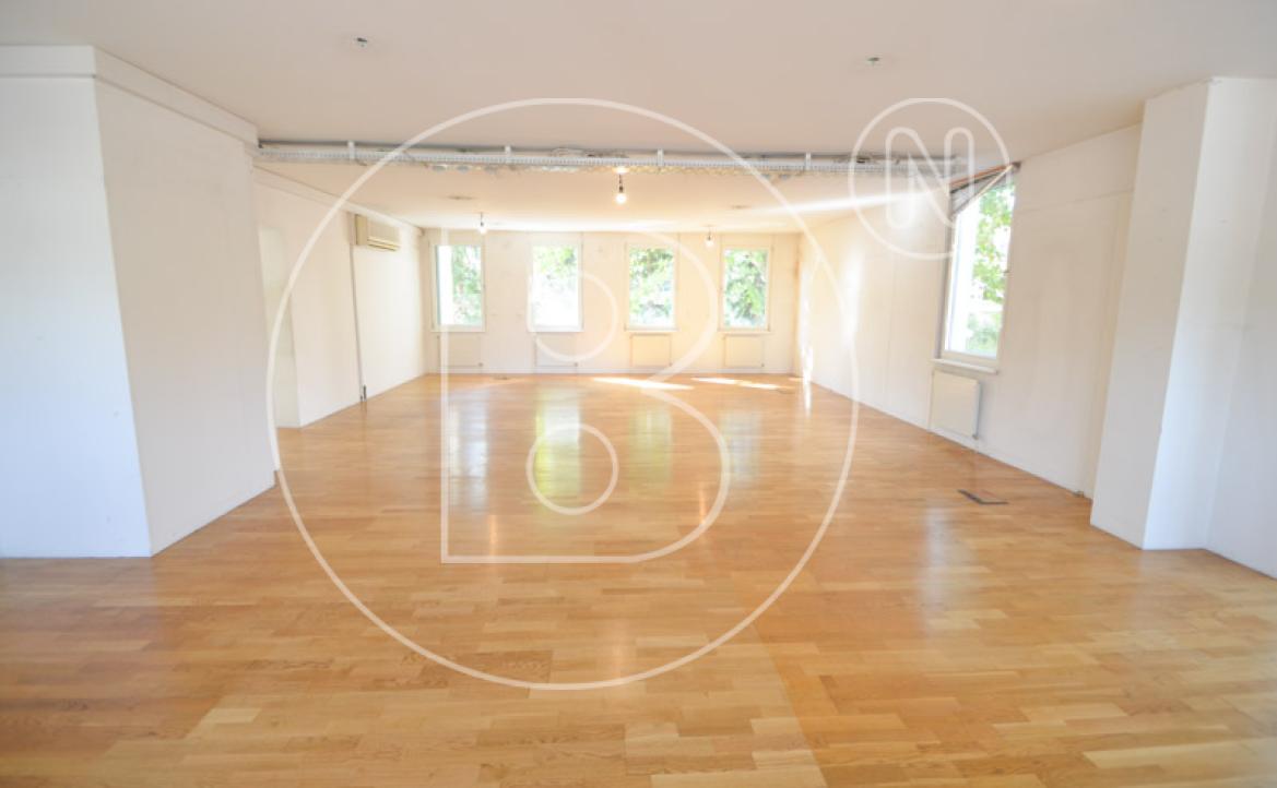 <p>140 m² Büro/Ordination inklusive 3 Garagenplätze in Döblinger Bestlage!</p> - 8