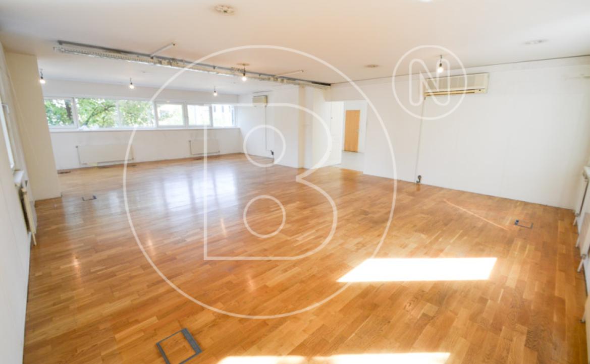 <p>140 m² Büro/Ordination inklusive 3 Garagenplätze in Döblinger Bestlage!</p> - 11