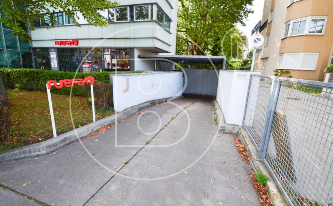 <p>2-Zimmer-Balkon-Wohnung mit Garage in zentraler Döblinger Lage!</p> - 29