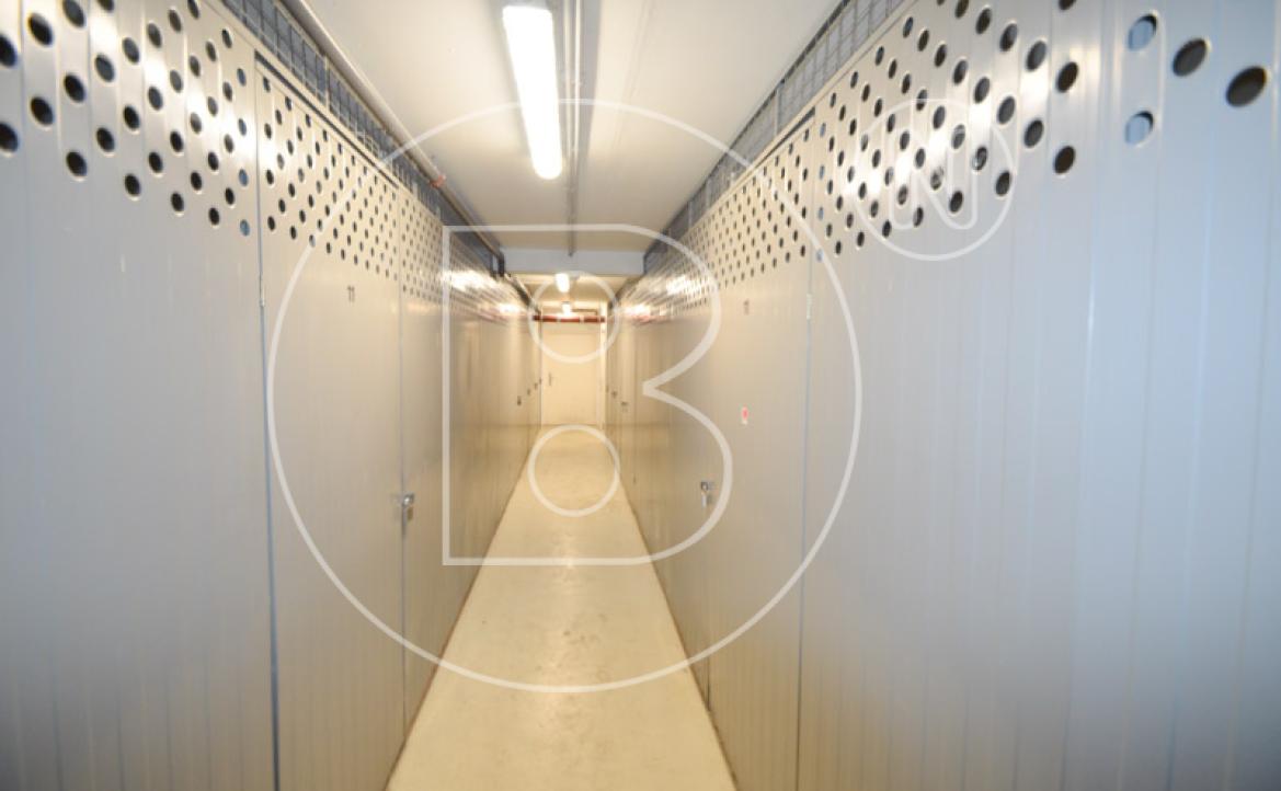 <p>2-Zimmer-Balkon-Wohnung mit Garage in zentraler Döblinger Lage!</p> - 24