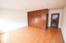 <p>Renovierungsbedürftige 2-Zimmer-Wohnung in Toplage!</p> - 10