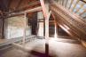 <p>Prächtiges Eckzinshaus in phantastischer Lage mit viel Entwicklungspotential!</p> - 30